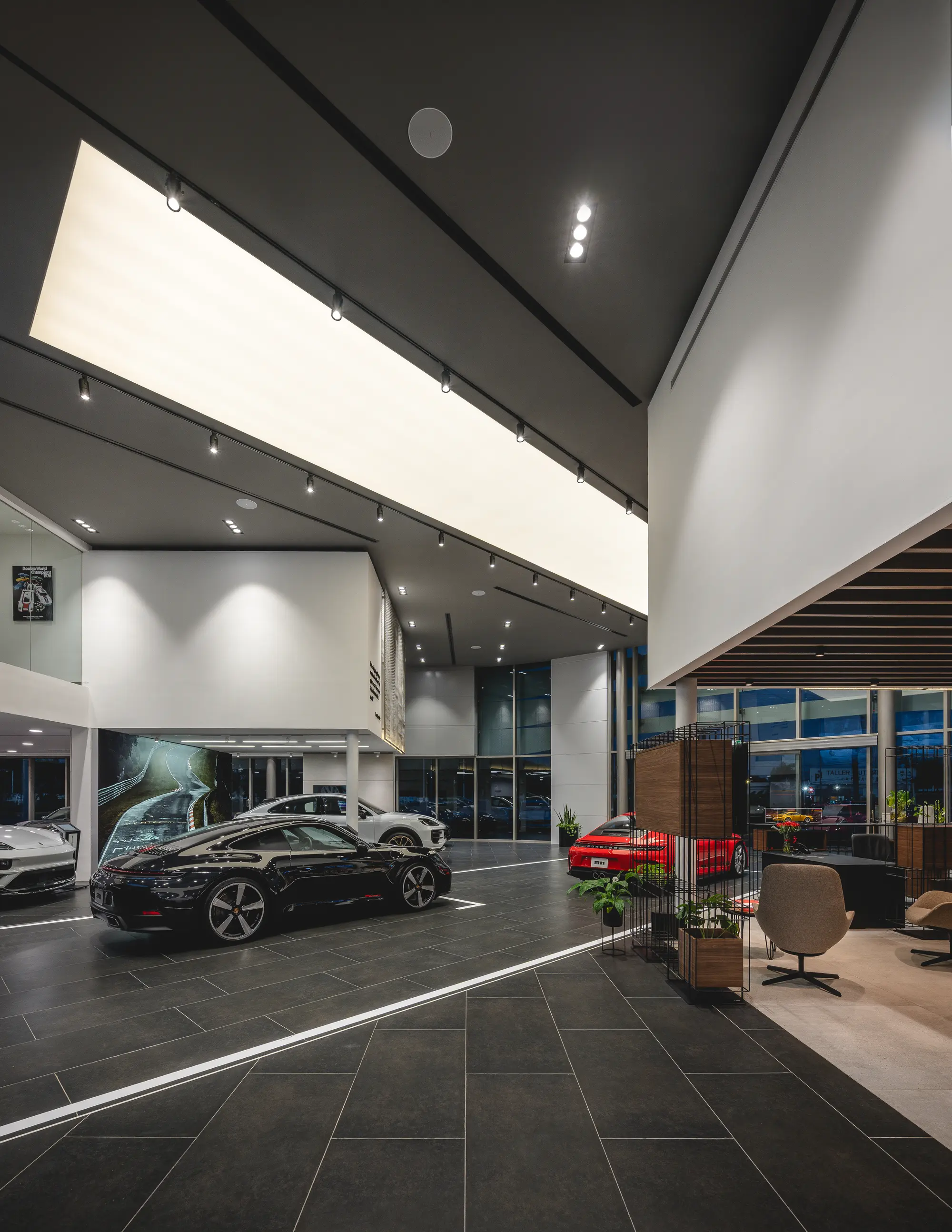 Porsche Mérida, concesionaria en Mérida. Fotografía 1.
